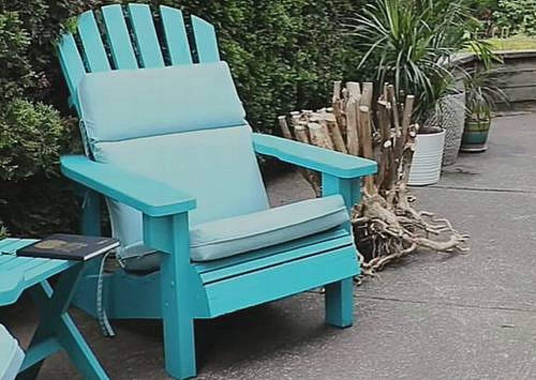 What Is the Ball on the Top of a Flagpole Called? Great Yard Master